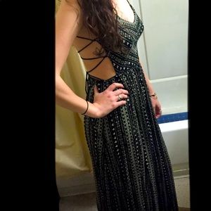 Forever 21 Strappy Black Maxi Dress